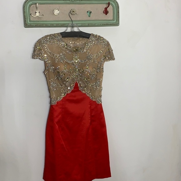 Sherri Hill Crystal Mesh Cap Sleeve Red Satin Open Back Mini Cocktail Dress 8 - Picture 1 of 12